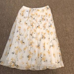 Abercrombie Skirt NWT